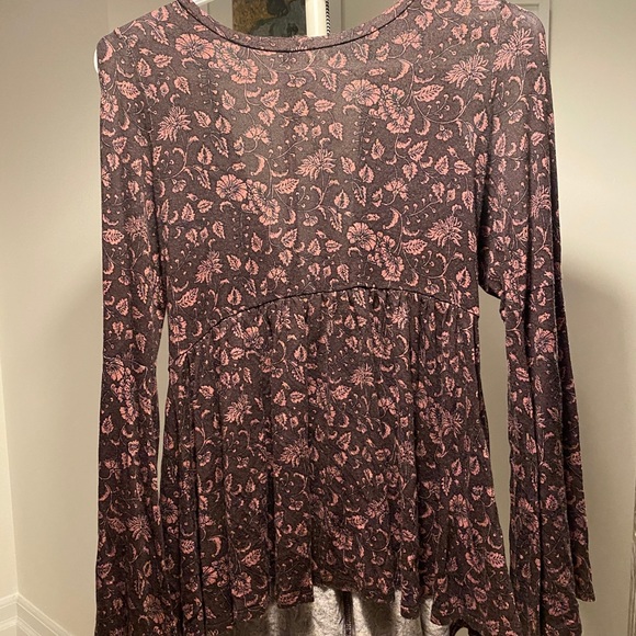 American Eagle Top - Picture 1 of 3